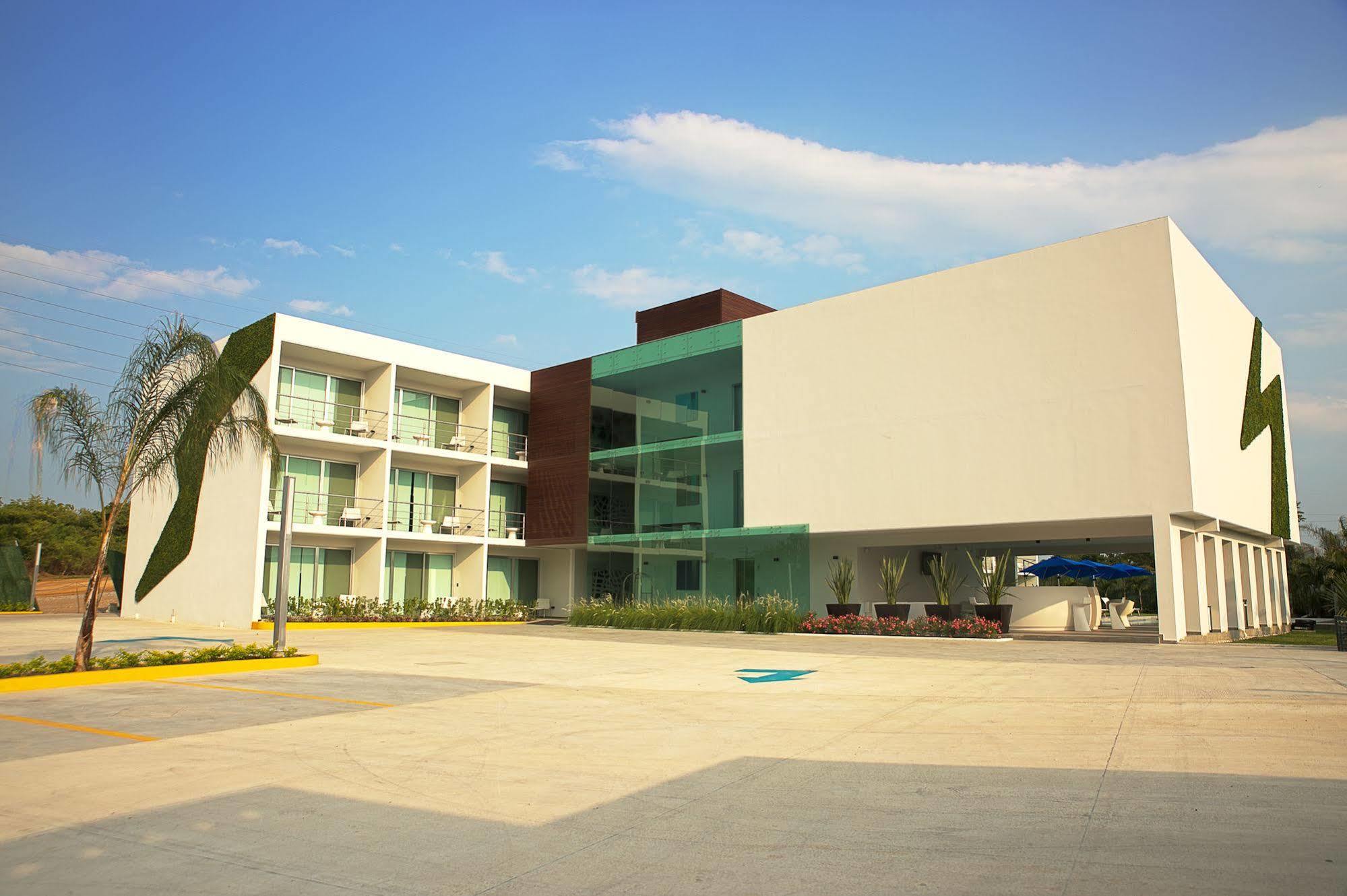 Hotel Aqua Spa & Resort Martínez de La Torre Esterno foto