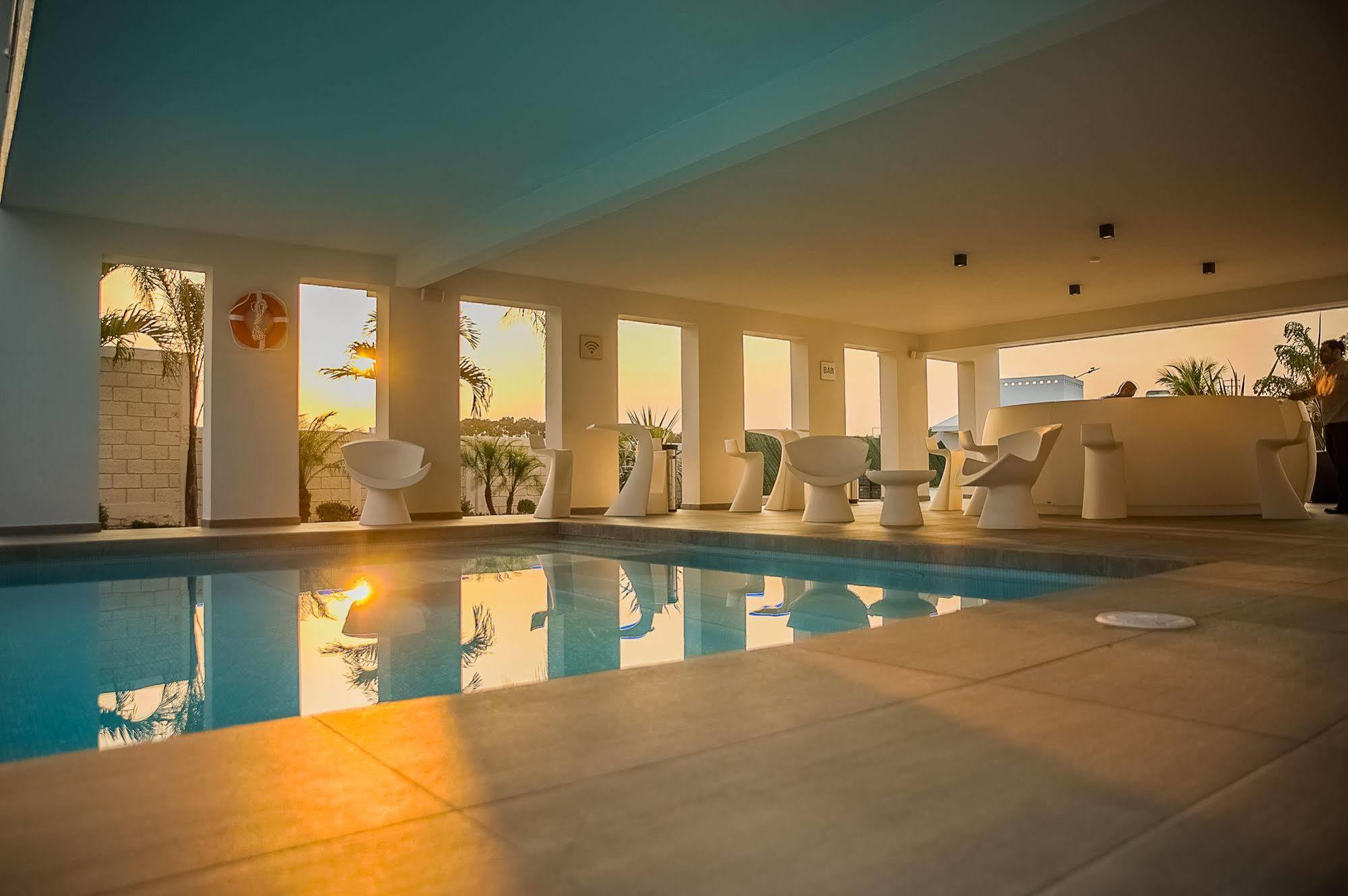 Hotel Aqua Spa & Resort Martínez de La Torre Esterno foto